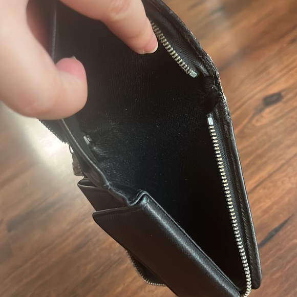 LV wallet zippy (Black) - Picture 10 of 12